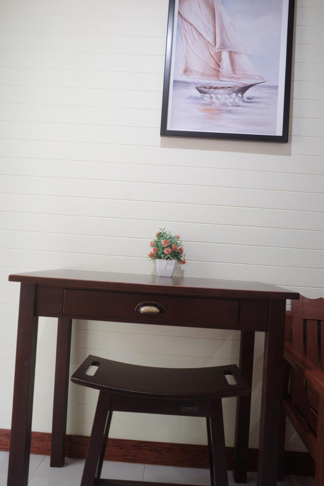 Haad Somboon House Hotel Bang Saphan Luaran gambar