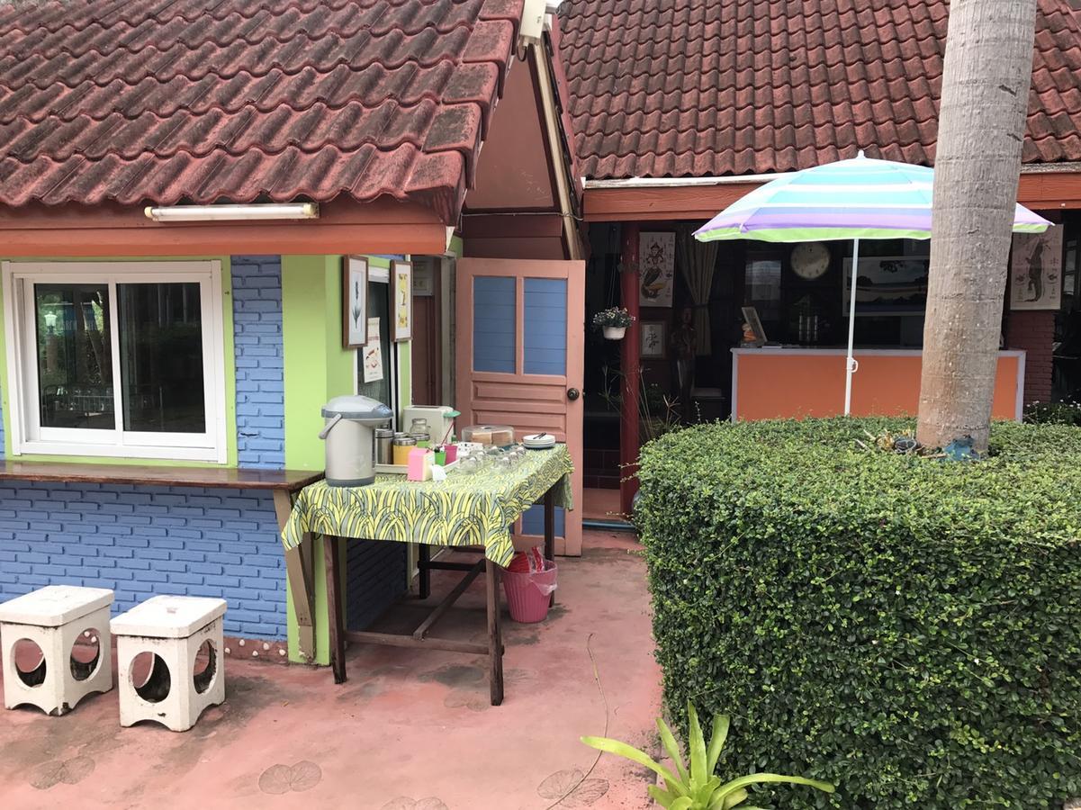 Haad Somboon House Hotel Bang Saphan Luaran gambar